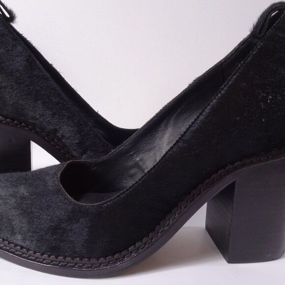 THEYSKENS' THEORY   Black Pony Fur Chunky Pumps  Size 38 NWt 798 - Picture 1 of 11